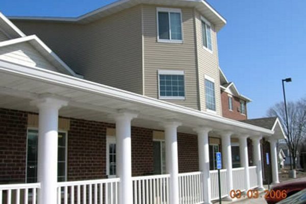Rose Of Des Moines - Assisted Living in Des Moines, IA photo 2